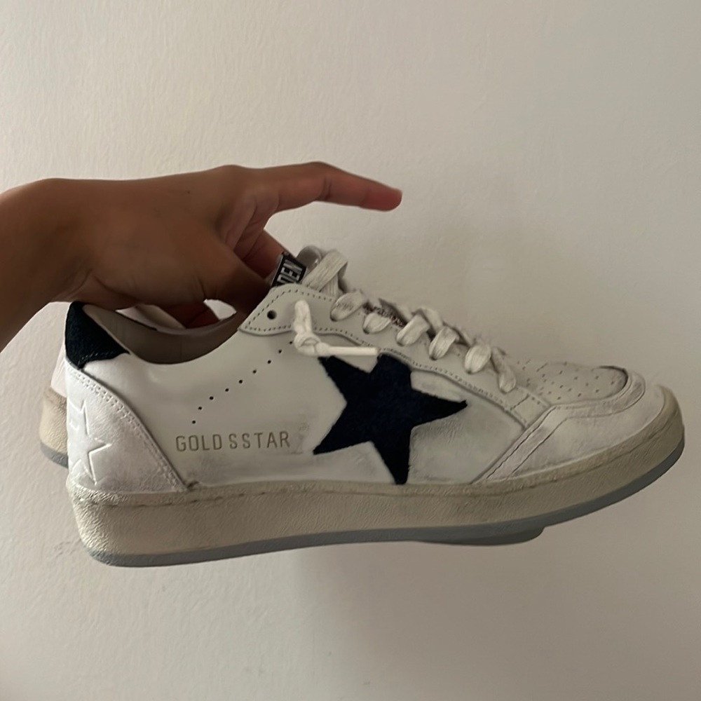Golden Sneaker